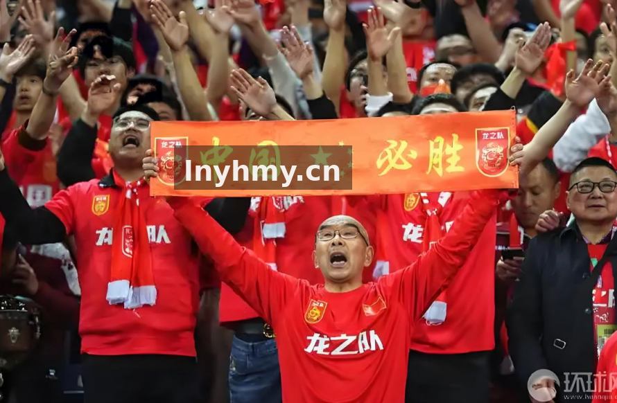 看个球弹幕互动与实时回放场景展示